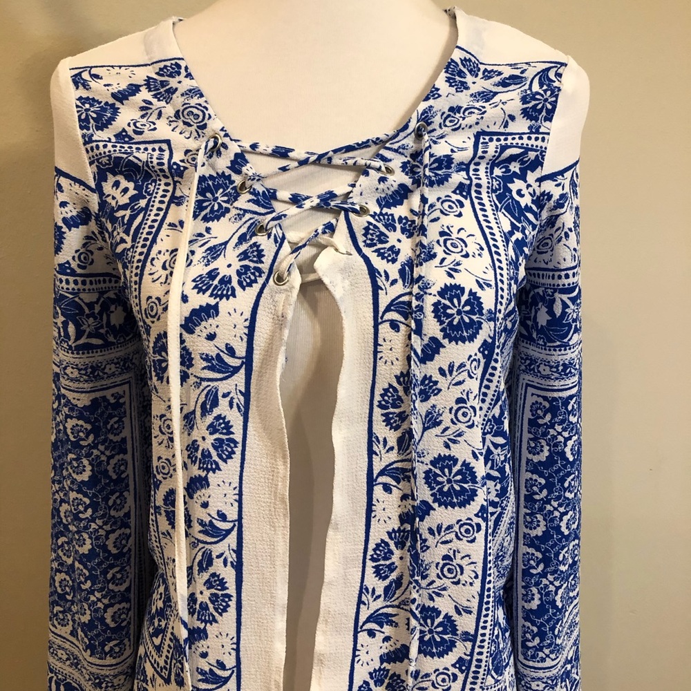 Blu Pepper Blue & White Boho Floral Print Top - Picture 5 of 16